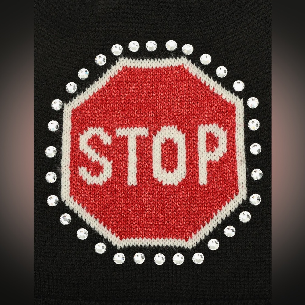 KATE SPADE NEW YORK TRAFFIC SIGN BEANIE - NWT - Picture 5 of 6
